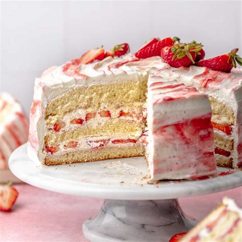 StrawberrySquirtCake