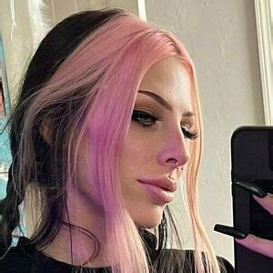 StrawberrySquirtCake